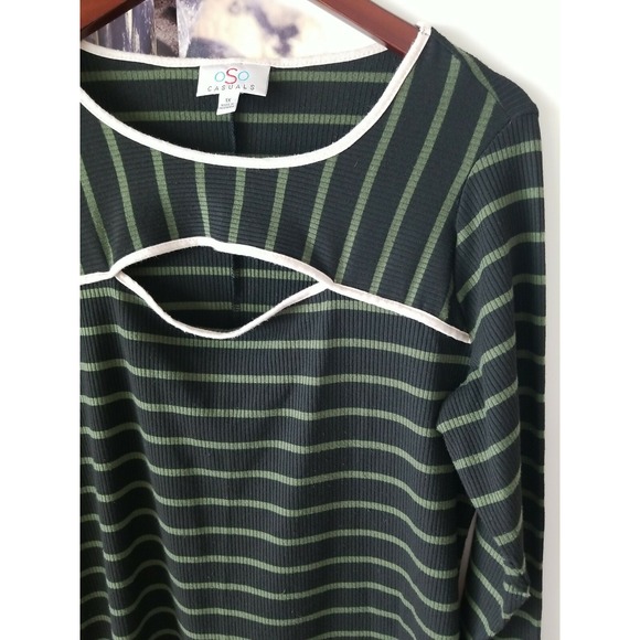 OSO CASUALS Women's Striped Knit Keyhole Neckline Stretch Tunic Top Size 1X - Picture 3 of 9